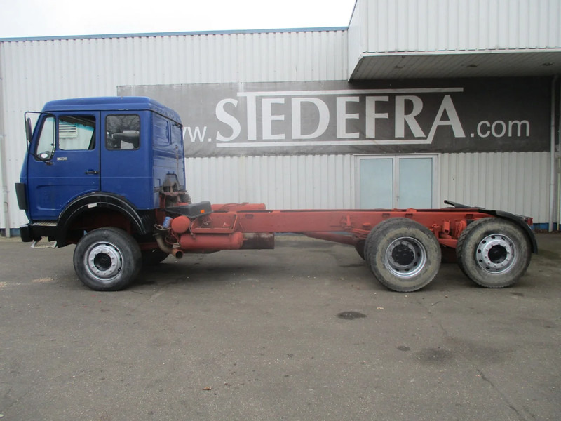 Mercedes-Benz 2435 ,V8 , Bi Turbo, 6x2 , Spring Suspension, Airco - Podvozek s kabinou: obrázok 2 Mercedes-Benz 2435 ,V8 , Bi Turbo, 6x2 , Spring Suspension, Airco - Podvozek s kabinou: obrázok 2
