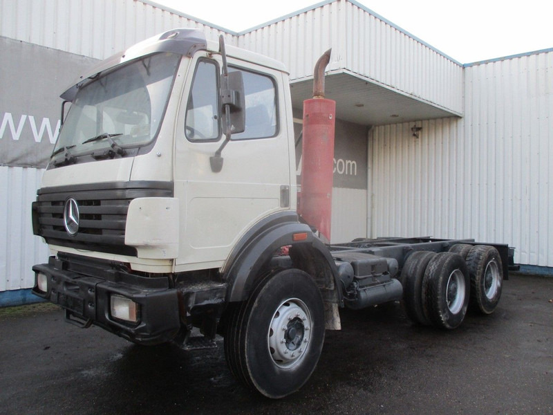 Mercedes-Benz 2538 , V8 , Manual , 6x4 , Spring suspension , Euro 2 - Podvozek s kabinou: obrázok 1 Mercedes-Benz 2538 , V8 , Manual , 6x4 , Spring suspension , Euro 2 - Podvozek s kabinou: obrázok 1