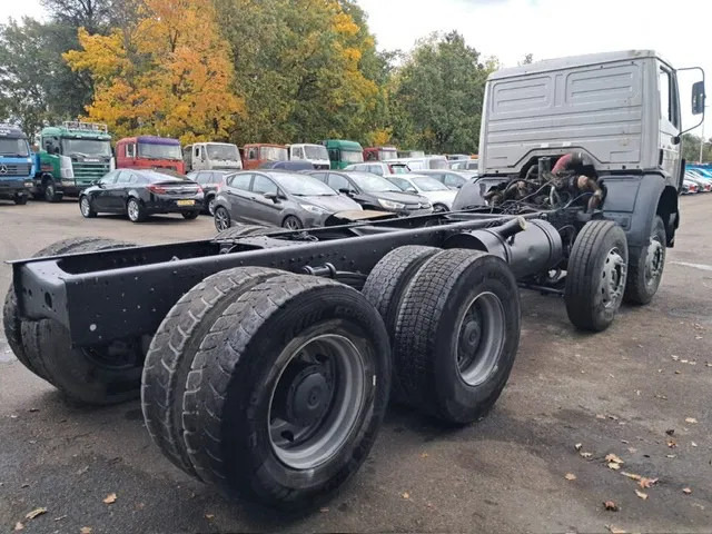 Mercedes-Benz SK 3535 ,V8 Biturbo , 8x4 ,ZF Manual , Spring Suspension - Podvozek s kabinou: obrázok 3 Mercedes-Benz SK 3535 ,V8 Biturbo , 8x4 ,ZF Manual , Spring Suspension - Podvozek s kabinou: obrázok 3
