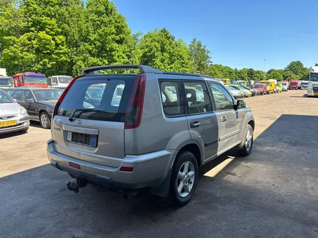 Nissan X-Trail 2.2 DCi , 4x4 , Airco , Export - Automobil: obrázok 3 Nissan X-Trail 2.2 DCi , 4x4 , Airco , Export - Automobil: obrázok 3