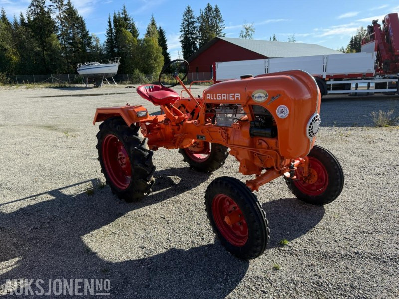 1954 Porsche Allgaier A111 - Traktor: obrázok 3 1954 Porsche Allgaier A111 - Traktor: obrázok 3