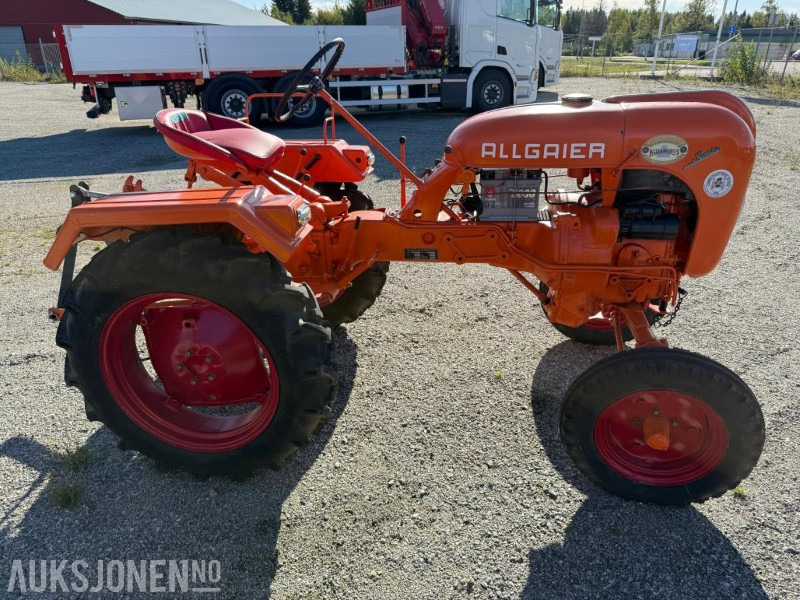 1954 Porsche Allgaier A111 - Traktor: obrázok 4 1954 Porsche Allgaier A111 - Traktor: obrázok 4