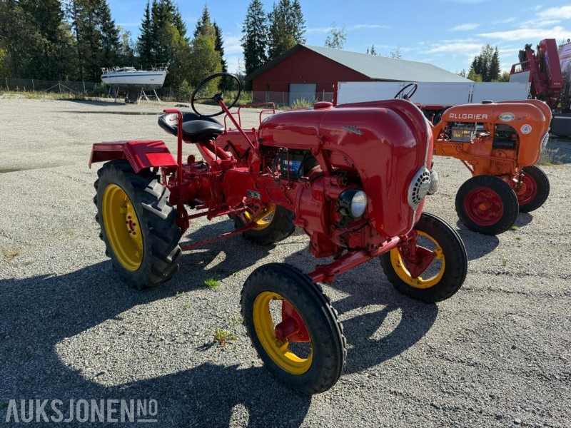 1954 Porsche Allgaier A111 - Traktor: obrázok 3 1954 Porsche Allgaier A111 - Traktor: obrázok 3