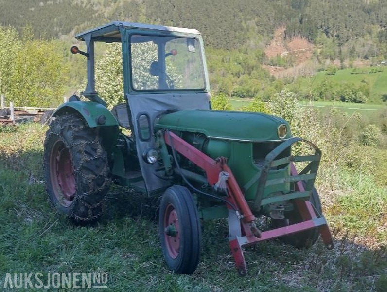 1964 Traktor - Deutz D40 med lastapparat, Reparasjonsobjekt - Traktor: obrázok 2 1964 Traktor - Deutz D40 med lastapparat, Reparasjonsobjekt - Traktor: obrázok 2