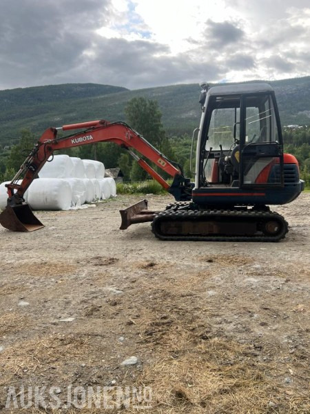 1997 Kubota KX 121-2 gravemaskin med 2 skuffer og klype - Rýpadlo: obrázok 3 1997 Kubota KX 121-2 gravemaskin med 2 skuffer og klype - Rýpadlo: obrázok 3