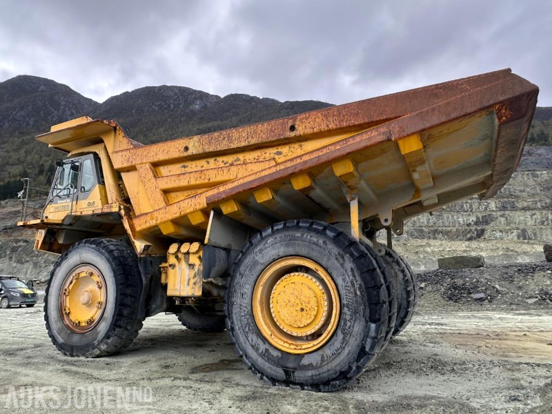 2001 Komatsu HD 785-5 Tipptruck - Damper: obrázok 3 2001 Komatsu HD 785-5 Tipptruck - Damper: obrázok 3
