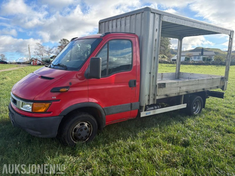 2004 Iveco Daily Med aluminiums plan og kapell ramme - Valníkový/ Plošinový nákladný automobil: obrázok 1 2004 Iveco Daily Med aluminiums plan og kapell ramme - Valníkový/ Plošinový nákladný automobil: obrázok 1