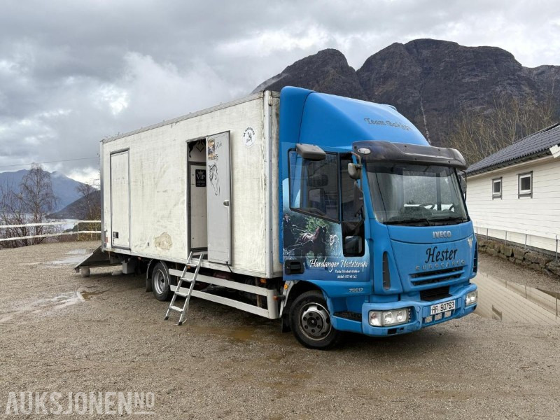 2004 Iveco Eurocargo hestebil - Přepravník zvířat: obrázok 2 2004 Iveco Eurocargo hestebil - Přepravník zvířat: obrázok 2