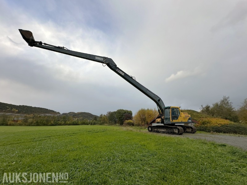 2004 Volvo EC210BLC - sertifisert, lang og kort bom og flere skuffer - Rýpadlo: obrázok 2 2004 Volvo EC210BLC - sertifisert, lang og kort bom og flere skuffer - Rýpadlo: obrázok 2