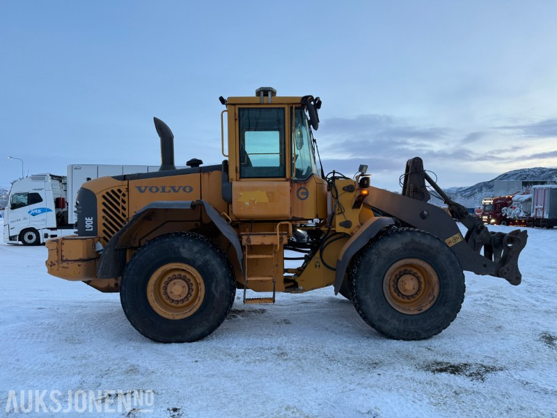 2004 Volvo L90E - Sentralsmøring - Ny motor - Kolesový nakladač: obrázok 4 2004 Volvo L90E - Sentralsmøring - Ny motor - Kolesový nakladač: obrázok 4