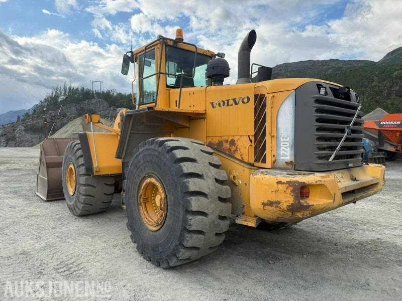 2005 Volvo L220E HJULLASTER - 15364 Timer - Kolesový nakladač: obrázok 4 2005 Volvo L220E HJULLASTER - 15364 Timer - Kolesový nakladač: obrázok 4