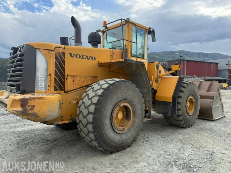 2005 Volvo L220E HJULLASTER - 15364 Timer - Kolesový nakladač: obrázok 2 2005 Volvo L220E HJULLASTER - 15364 Timer - Kolesový nakladač: obrázok 2