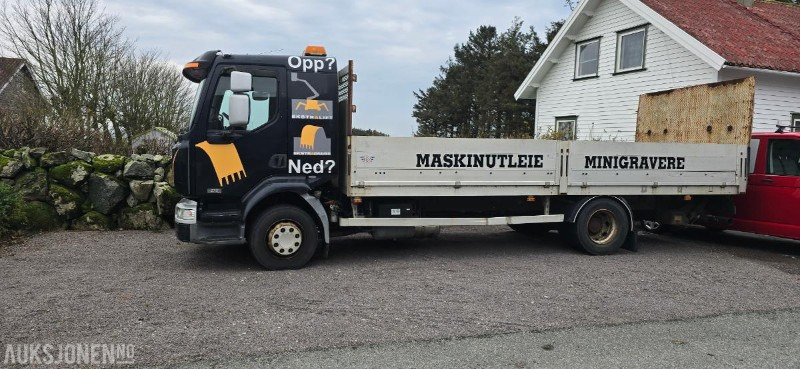 2006 Renault MIDLIUM lastebil med plan - Hasičské vozidlo: obrázok 4 2006 Renault MIDLIUM lastebil med plan - Hasičské vozidlo: obrázok 4