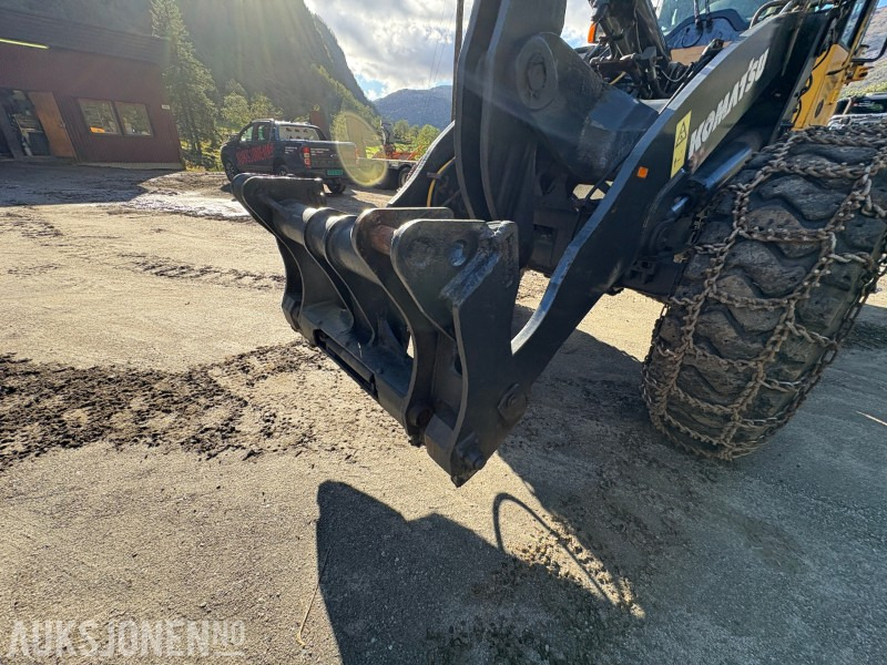 2008 Komatsu WA320-6 hjullaster - KUN 3 754 timer - Kolesový nakladač: obrázok 5 2008 Komatsu WA320-6 hjullaster - KUN 3 754 timer - Kolesový nakladač: obrázok 5