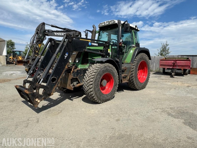 2010 Fendt 412 Vario traktor m/Trima frontlaster –9793 t – V-plog + ekstra hjulsett inkl. - Traktor: obrázok 1 2010 Fendt 412 Vario traktor m/Trima frontlaster –9793 t – V-plog + ekstra hjulsett inkl. - Traktor: obrázok 1