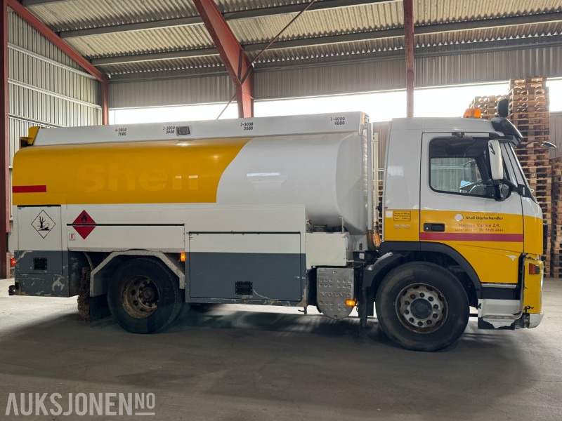 2010 Volvo FM 370 tankbil med 12000 liters tank - Cisternové vozidlo: obrázok 4 2010 Volvo FM 370 tankbil med 12000 liters tank - Cisternové vozidlo: obrázok 4