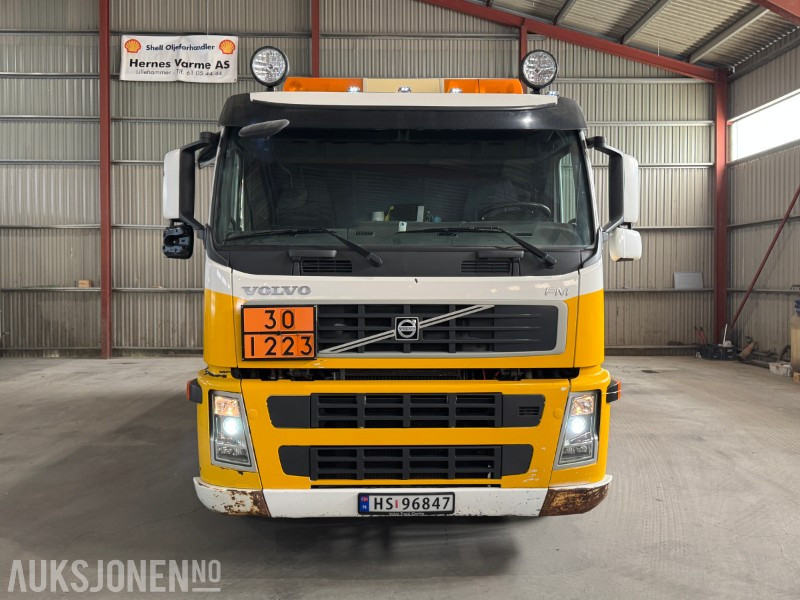 2010 Volvo FM 370 tankbil med 12000 liters tank - Cisternové vozidlo: obrázok 3 2010 Volvo FM 370 tankbil med 12000 liters tank - Cisternové vozidlo: obrázok 3