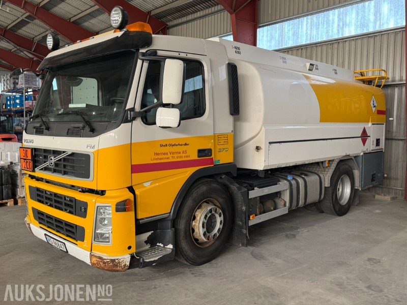 2010 Volvo FM 370 tankbil med 12000 liters tank - Cisternové vozidlo: obrázok 2 2010 Volvo FM 370 tankbil med 12000 liters tank - Cisternové vozidlo: obrázok 2