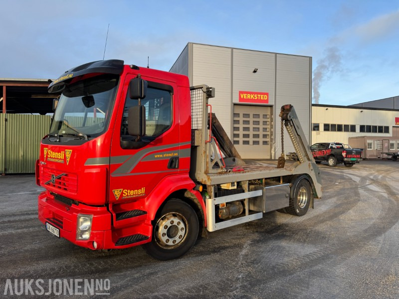 2011 Volvo FL-260 liftbil - Ramenový nosič kontajnerov: obrázok 1 2011 Volvo FL-260 liftbil - Ramenový nosič kontajnerov: obrázok 1