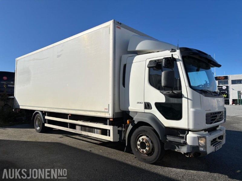 2012 VOLVO FL-290 SKAPBIL. FULL SIDEÅPNING OG ZEPRO BAKLØFT. 18PALLER - Skříňový nákladní auto: obrázok 5 2012 VOLVO FL-290 SKAPBIL. FULL SIDEÅPNING OG ZEPRO BAKLØFT. 18PALLER - Skříňový nákladní auto: obrázok 5
