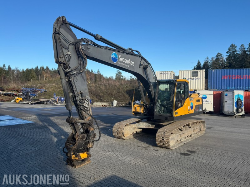 2012 Volvo EC220DL Beltegraver - Gravemaskin - Encon Tiltrotator - Pusseskuffe - Rýpadlo: obrázok 1 2012 Volvo EC220DL Beltegraver - Gravemaskin - Encon Tiltrotator - Pusseskuffe - Rýpadlo: obrázok 1