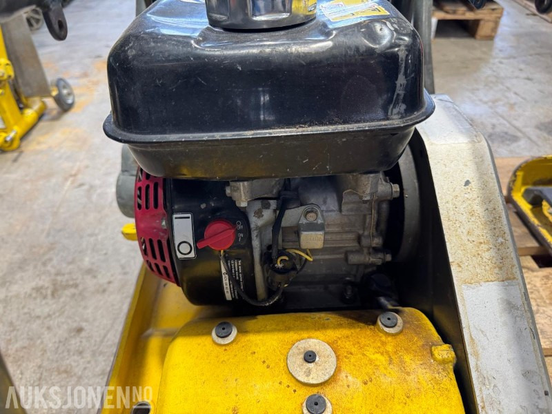 2012 Wacker Neuson WPP1550A vibroplate / 90kg - Valec: obrázok 4 2012 Wacker Neuson WPP1550A vibroplate / 90kg - Valec: obrázok 4