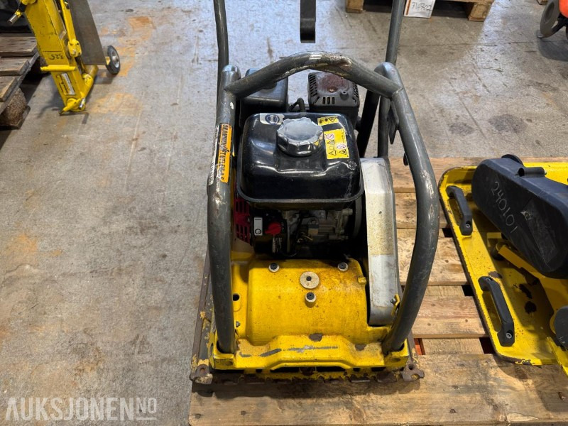 2012 Wacker Neuson WPP1550A vibroplate / 90kg - Valec: obrázok 2 2012 Wacker Neuson WPP1550A vibroplate / 90kg - Valec: obrázok 2