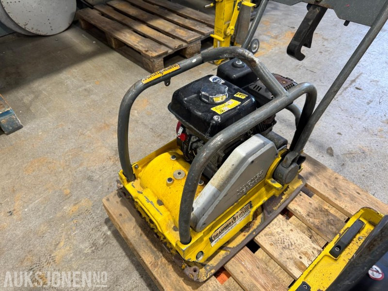 2012 Wacker Neuson WPP1550A vibroplate / 90kg - Valec: obrázok 3 2012 Wacker Neuson WPP1550A vibroplate / 90kg - Valec: obrázok 3