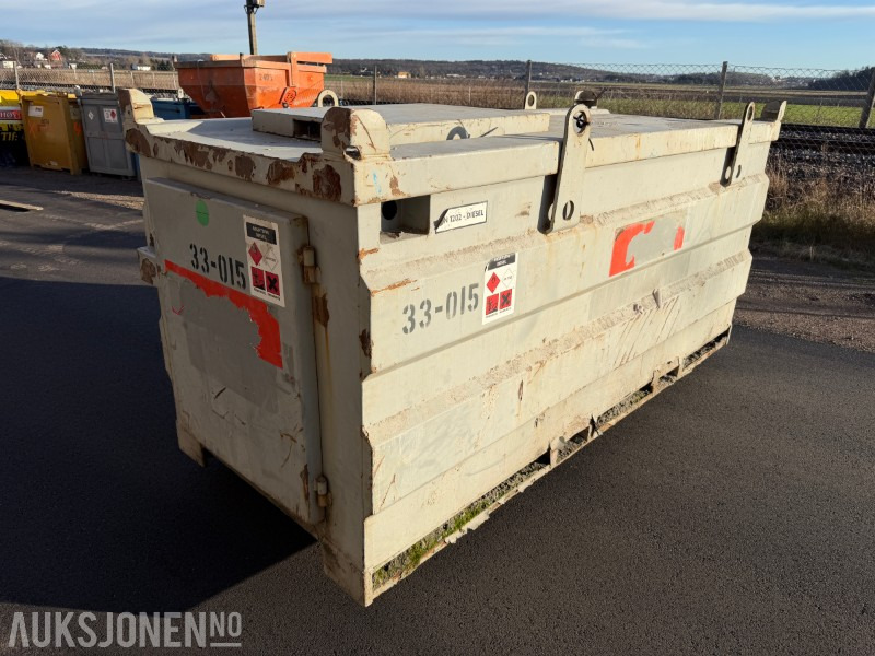 2014 KN dieseltank 2000L m/ Piusi Panther 72 pumpe (2024) - Stavebné zariadenia: obrázok 3 2014 KN dieseltank 2000L m/ Piusi Panther 72 pumpe (2024) - Stavebné zariadenia: obrázok 3