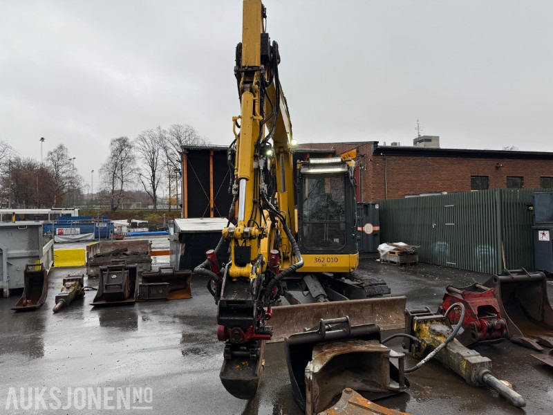 2014 Komatsu PC78US-8 gravemaskin med MYE utstyr, lavt timetall, tiltrotator, Ripper, 5x skuffer, pigghammer, klype - Rýpadlo: obrázok 4 2014 Komatsu PC78US-8 gravemaskin med MYE utstyr, lavt timetall, tiltrotator, Ripper, 5x skuffer, pigghammer, klype - Rýpadlo: obrázok 4