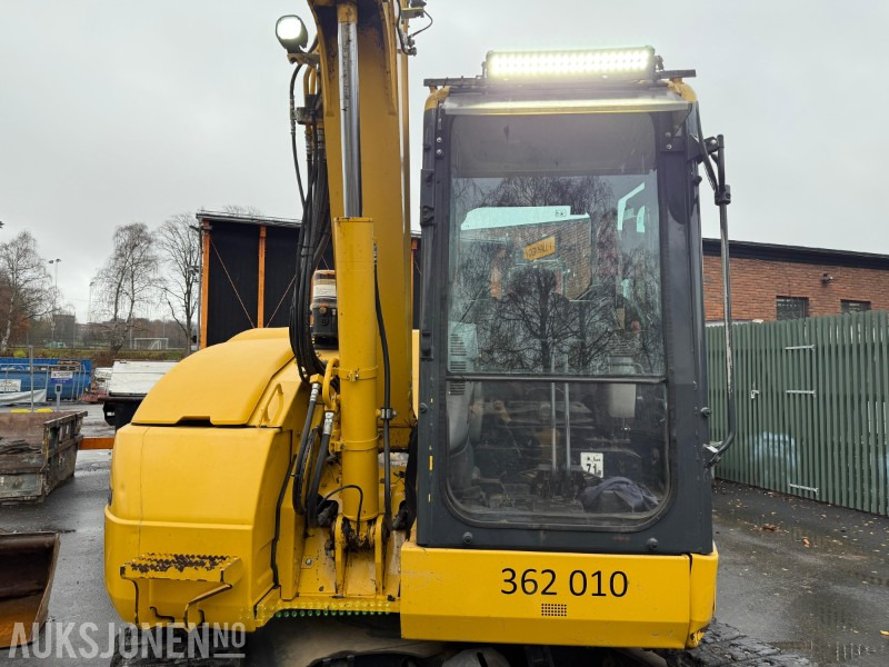 2014 Komatsu PC78US-8 gravemaskin med MYE utstyr, lavt timetall, tiltrotator, Ripper, 5x skuffer, pigghammer, klype - Rýpadlo: obrázok 3 2014 Komatsu PC78US-8 gravemaskin med MYE utstyr, lavt timetall, tiltrotator, Ripper, 5x skuffer, pigghammer, klype - Rýpadlo: obrázok 3