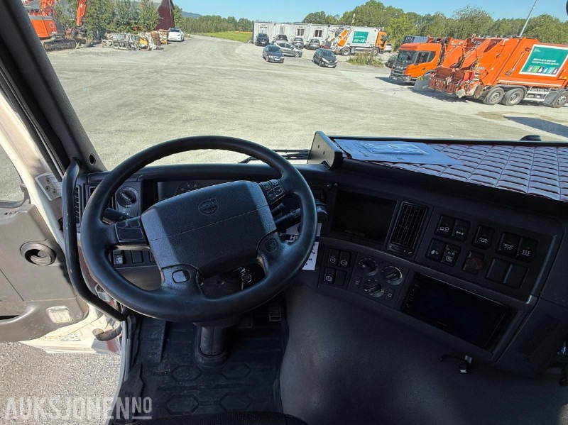 Hákový nosič kontajnerov 2014 Volvo FMX 460 6x4 Krokbil- EU-godkjent: obrázok 18 Hákový nosič kontajnerov 2014 Volvo FMX 460 6x4 Krokbil- EU-godkjent: obrázok 18