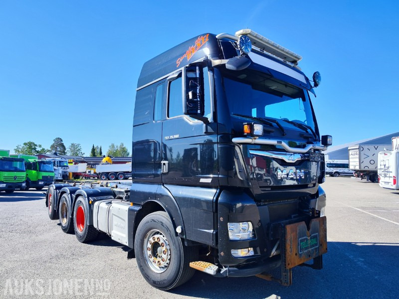 Hákový nosič kontajnerov 2015 MAN TGX 35.560 Tridem Krokbil m/Brøyteopplegg: obrázok 1