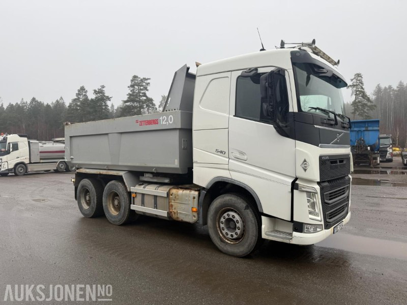 2015 VOLVO FH540 6X4 Euro6 TIPPBIL SERVICEHISTORIKK ZETTERBERG PÅBYGG. - Sklápač: obrázok 4 2015 VOLVO FH540 6X4 Euro6 TIPPBIL SERVICEHISTORIKK ZETTERBERG PÅBYGG. - Sklápač: obrázok 4