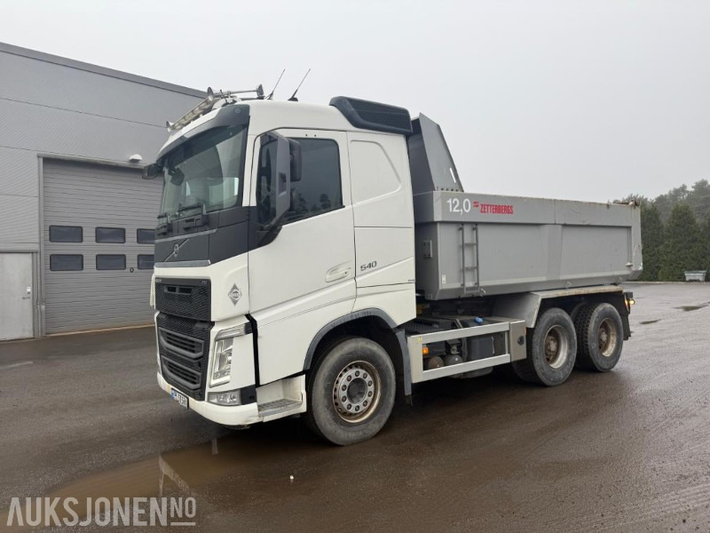 2015 VOLVO FH540 6X4 Euro6 TIPPBIL SERVICEHISTORIKK ZETTERBERG PÅBYGG. - Sklápač: obrázok 3 2015 VOLVO FH540 6X4 Euro6 TIPPBIL SERVICEHISTORIKK ZETTERBERG PÅBYGG. - Sklápač: obrázok 3