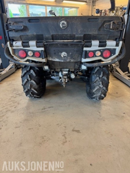 2016 Can-Am Outlander 1000 6x6 - rep objekt - Traktor: obrázok 4 2016 Can-Am Outlander 1000 6x6 - rep objekt - Traktor: obrázok 4
