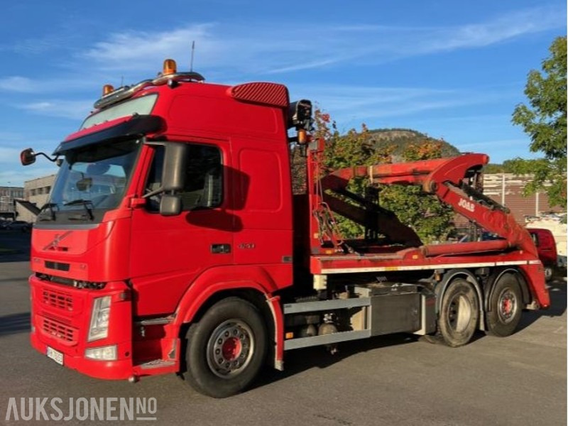 2016 Volvo FM 6x2 med Joab 18 tonns liftdumper påbygg - Ramenový nosič kontajnerov: obrázok 1 2016 Volvo FM 6x2 med Joab 18 tonns liftdumper påbygg - Ramenový nosič kontajnerov: obrázok 1