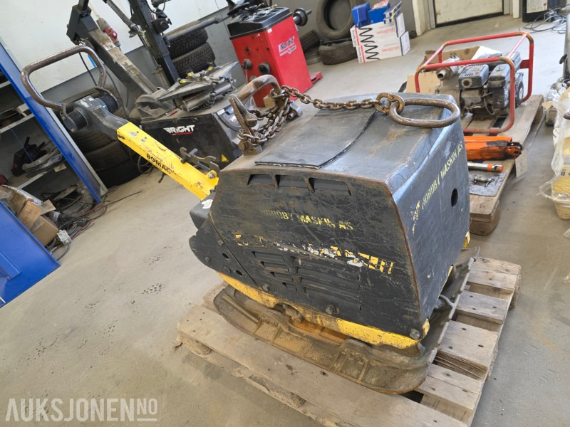 2017 Bomag BPR 55/65 vibroplate - Valec: obrázok 5 2017 Bomag BPR 55/65 vibroplate - Valec: obrázok 5