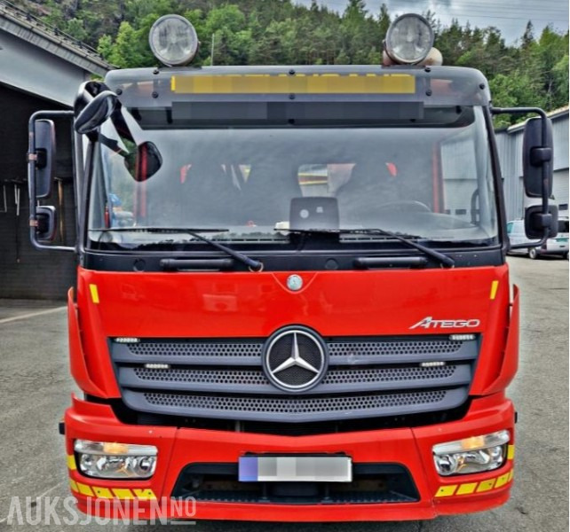 2018 Mercedes-Benz ATEGO med TEVOR PÅBYGG, Kjørebruer, Briller, Fjernkontroll, - Hasičské vozidlo: obrázok 4 2018 Mercedes-Benz ATEGO med TEVOR PÅBYGG, Kjørebruer, Briller, Fjernkontroll, - Hasičské vozidlo: obrázok 4