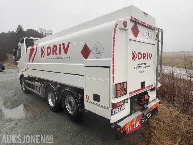 Cisternové vozidlo 2018 Volvo FH 540 6x2 tankbil - HMK Bilcon - Lav km: obrázok 7 Cisternové vozidlo 2018 Volvo FH 540 6x2 tankbil - HMK Bilcon - Lav km: obrázok 7