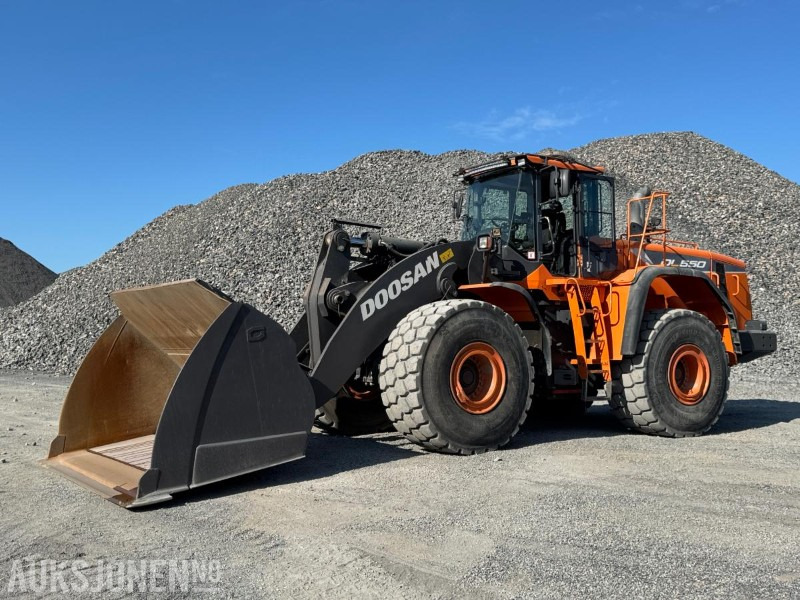 2019 Doosan DL550-5 hjullaster med skuffe / Spakstyring / Loadtronic vekt - Kolesový nakladač: obrázok 3 2019 Doosan DL550-5 hjullaster med skuffe / Spakstyring / Loadtronic vekt - Kolesový nakladač: obrázok 3