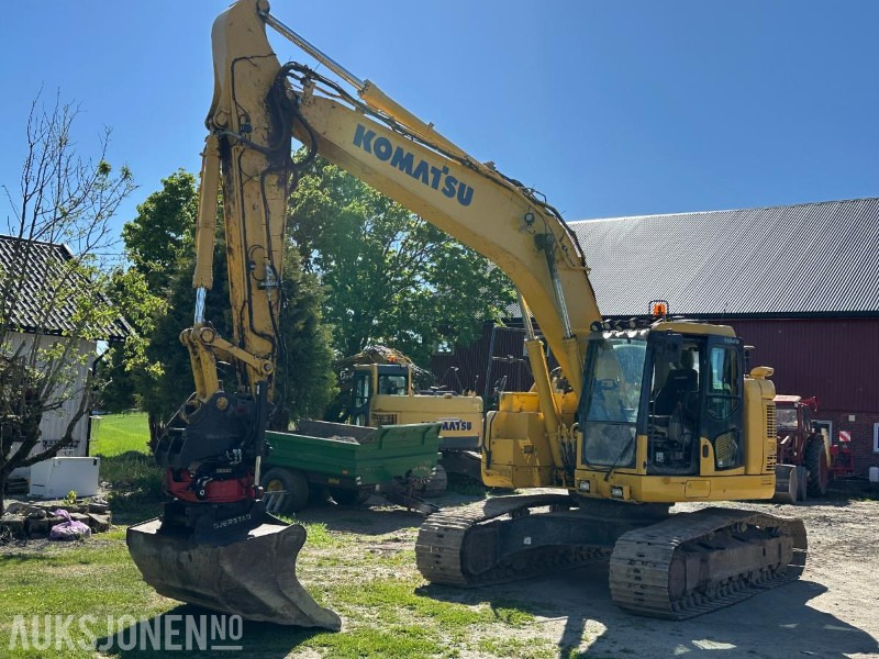 2019 Komatsu PC228USLC-11 - Gravemaskin - Tiltrotator R8 - Topcon GPS - 2skuffer - Sentralsmøring - 4467timer - Rýpadlo: obrázok 1 2019 Komatsu PC228USLC-11 - Gravemaskin - Tiltrotator R8 - Topcon GPS - 2skuffer - Sentralsmøring - 4467timer - Rýpadlo: obrázok 1