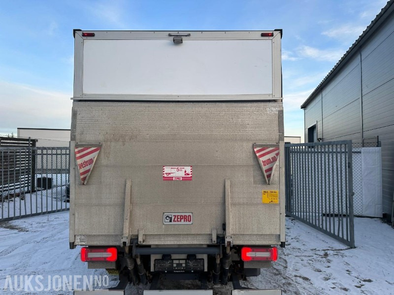 2019 Volkswagen Crafter 2.0 TDI 177HP 50 CHASSIS L4 RWD AUTO, 198000KM - Skříňový nákladní auto: obrázok 3 2019 Volkswagen Crafter 2.0 TDI 177HP 50 CHASSIS L4 RWD AUTO, 198000KM - Skříňový nákladní auto: obrázok 3