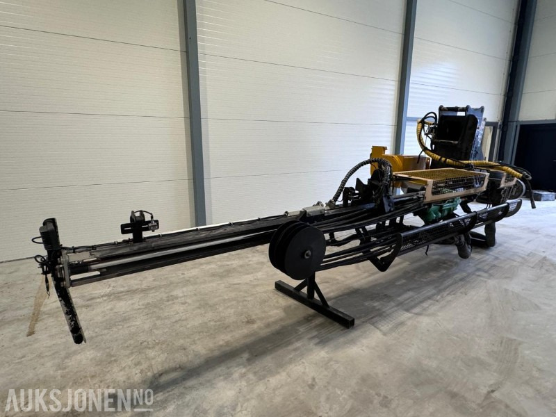 2020 Stone Power SD32 Boretårn for gravemaskin - Svært lite brukt - Montabert HC50 hammer - Med fjernstyring - Vrtné príslušenstvo: obrázok 4 2020 Stone Power SD32 Boretårn for gravemaskin - Svært lite brukt - Montabert HC50 hammer - Med fjernstyring - Vrtné príslušenstvo: obrázok 4