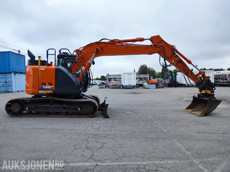 2021 Hitachi ZX135US-6 med 3D maskinstyring, tiltrotator og 3 skuffer - Rýpadlo: obrázok 5 2021 Hitachi ZX135US-6 med 3D maskinstyring, tiltrotator og 3 skuffer - Rýpadlo: obrázok 5