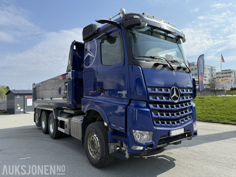 2021 Mercedes-Benz Arocs 3263 8x4 tridem tippbil - Sklápač: obrázok 3 2021 Mercedes-Benz Arocs 3263 8x4 tridem tippbil - Sklápač: obrázok 3