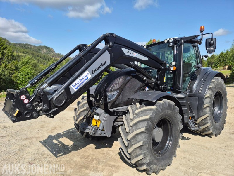 2021 Valtra T 234 VERSU med laster og front hydraulikk / PTO - Traktor: obrázok 1 2021 Valtra T 234 VERSU med laster og front hydraulikk / PTO - Traktor: obrázok 1