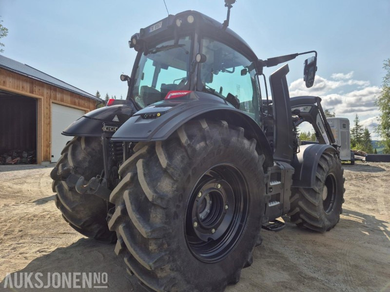 2021 Valtra T 234 VERSU med laster og front hydraulikk / PTO - Traktor: obrázok 5 2021 Valtra T 234 VERSU med laster og front hydraulikk / PTO - Traktor: obrázok 5