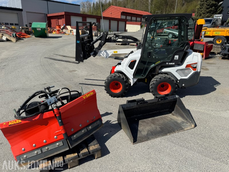 2022 Bobcat L23 kompaktlaster med skuffe, gafler og hydraulisksnøskjær - Šmykom riadený nakladač: obrázok 2 2022 Bobcat L23 kompaktlaster med skuffe, gafler og hydraulisksnøskjær - Šmykom riadený nakladač: obrázok 2