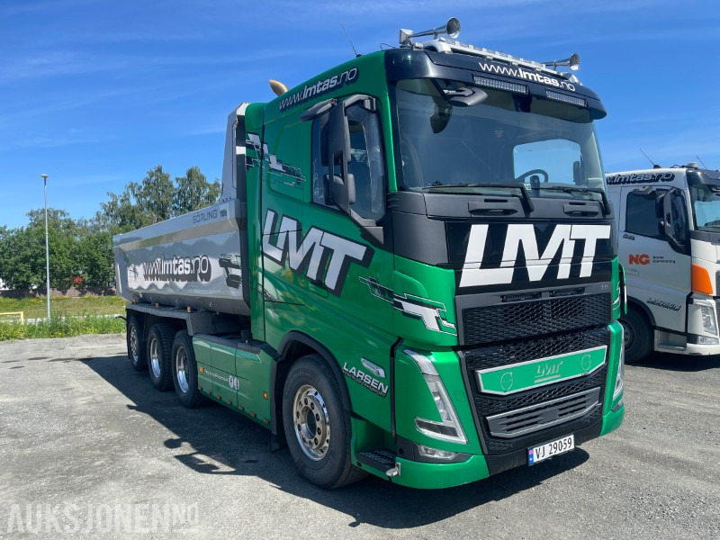 2022 Volvo FH 540 8X4 Tippbil, Tridem luftfjæring og hydraulisk styrt løpeaksel med single hjul - Sklápač: obrázok 2 2022 Volvo FH 540 8X4 Tippbil, Tridem luftfjæring og hydraulisk styrt løpeaksel med single hjul - Sklápač: obrázok 2